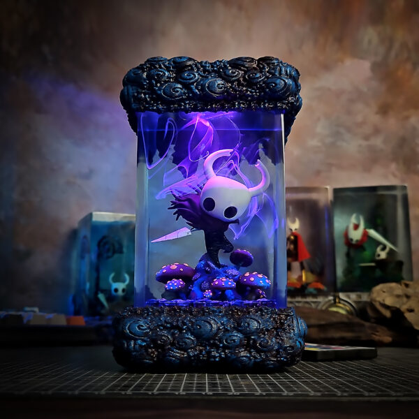 Hollow Knight V2 Resin Lamp