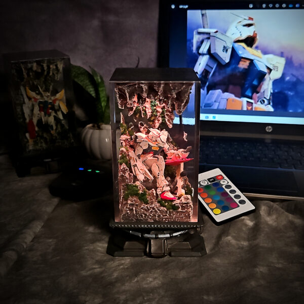 GUNDAM V1 – Resin Lamp
