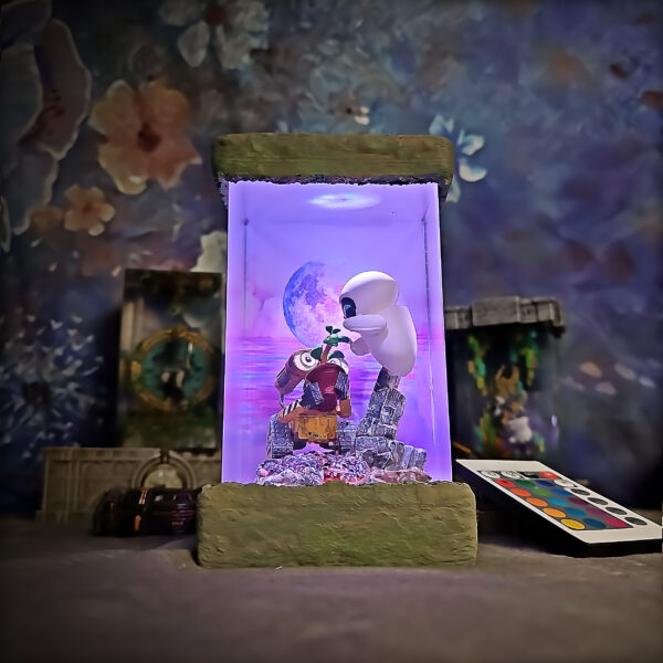 WALL-E Resin Lamp