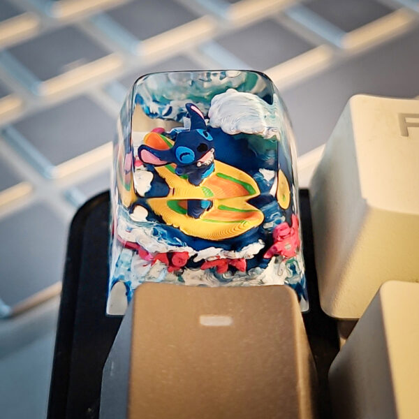 Stitch Surfing Sa Keycap