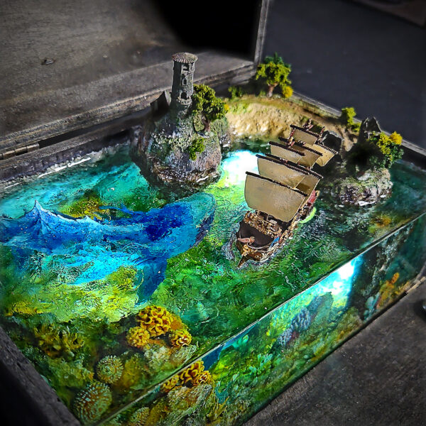 Leviathan Resin Lamp Box